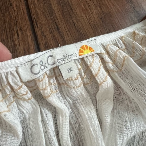 C&C California 1X Boho Embroidered Lightweight Top Cream Festival Beachy Cottage - Picture 5 of 11